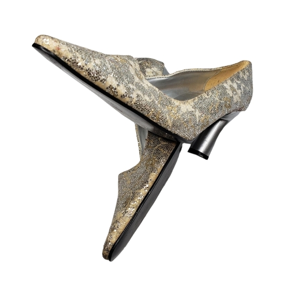 Street Feet | Glam Metallic Silver Floral Pointed Toe Block Heel Pumps Women's 9 - Picture 8 of 12
